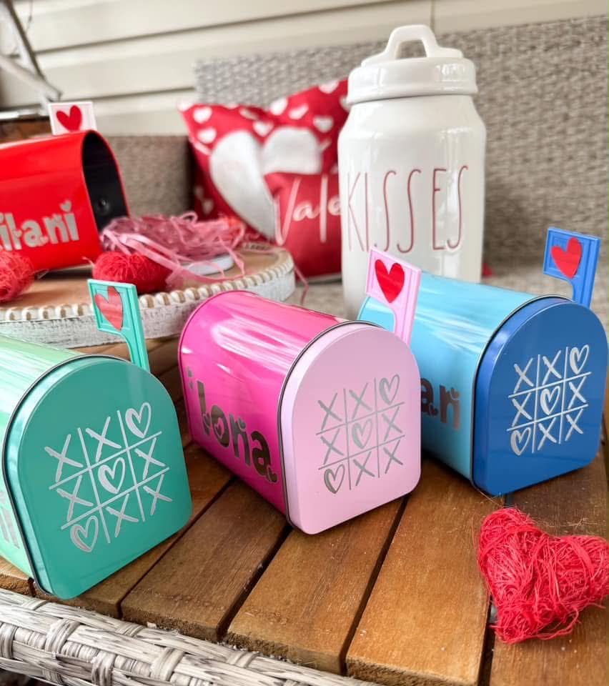 Custom Mini Mailboxes 📬✨